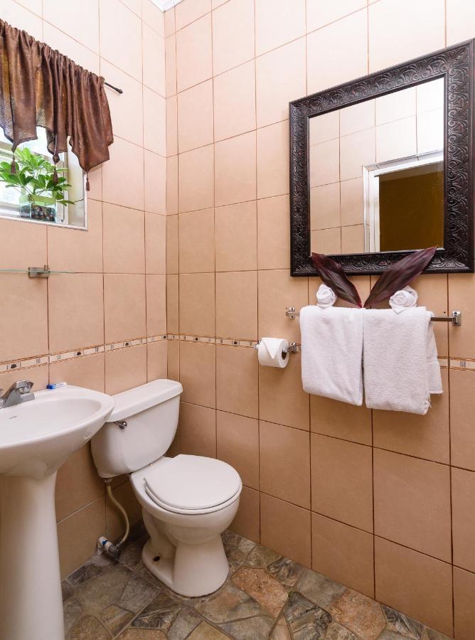 פורט אנטוניו Hotel Tim Bamboo מראה חיצוני תמונה