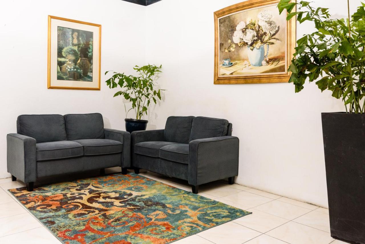 פורט אנטוניו Hotel Tim Bamboo מראה חיצוני תמונה