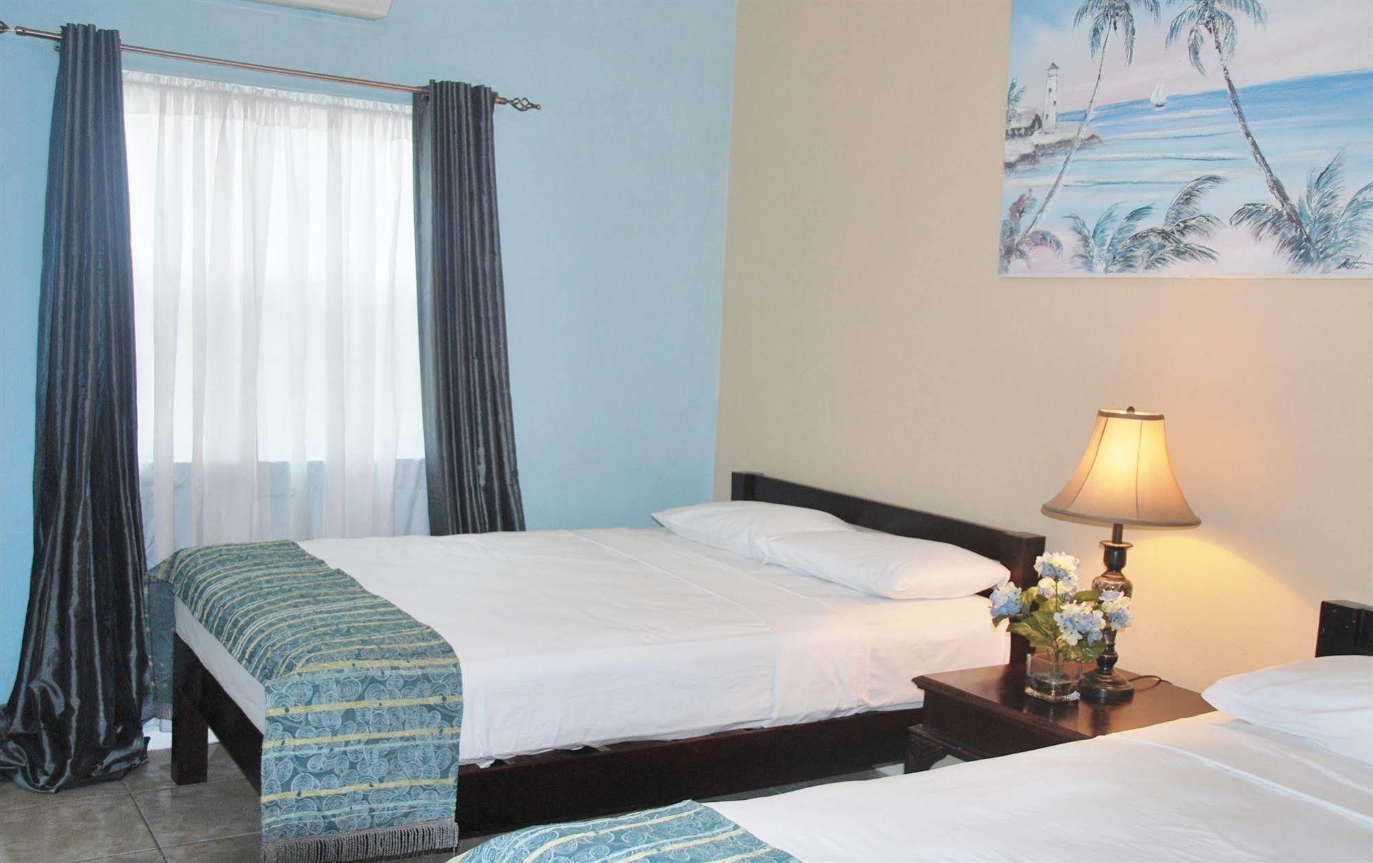 פורט אנטוניו Hotel Tim Bamboo מראה חיצוני תמונה